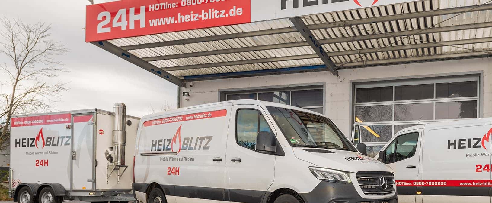 Servicefahrzeuge und Heizmobil von Heizblitz